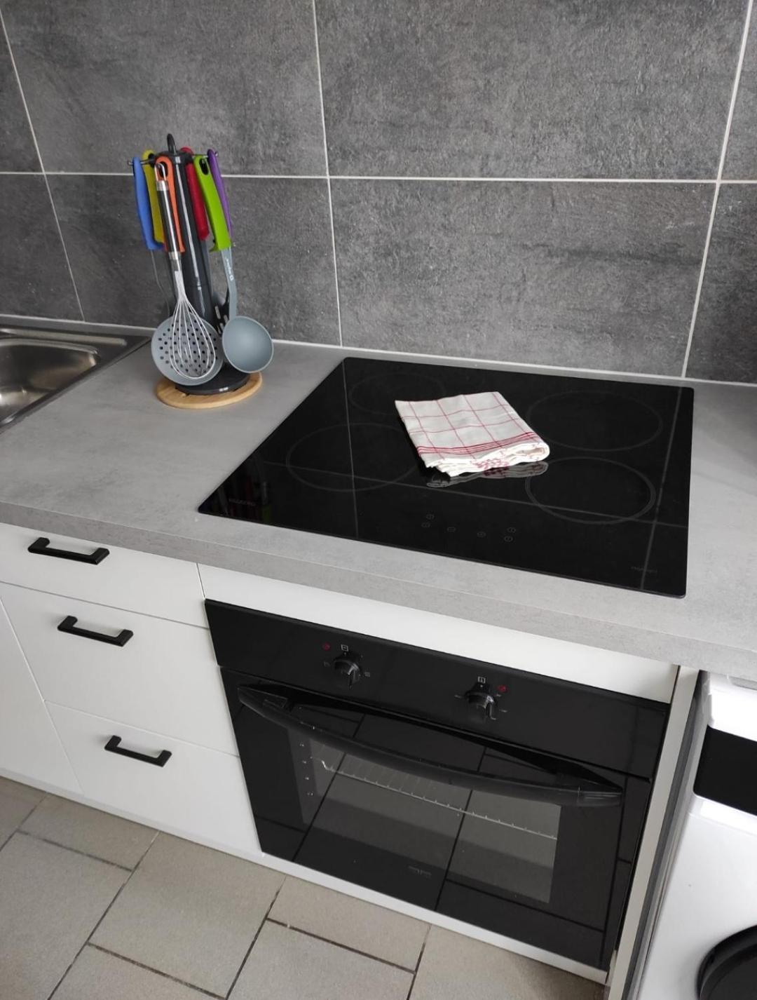 Cosy Plain-Pied Apartment Sin-le-Noble Bagian luar foto